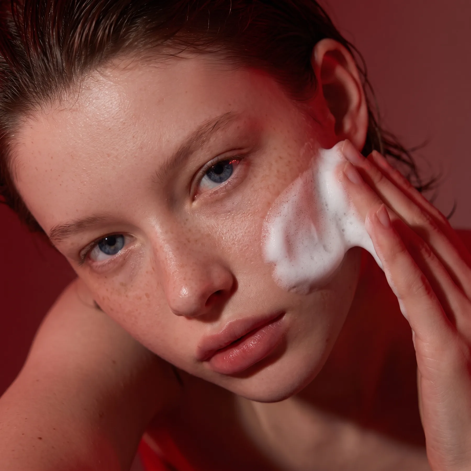 Triple Glow Bubble Serum hover